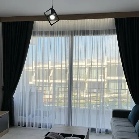 Pearl Island, Studio - Penthouse With Sea View
